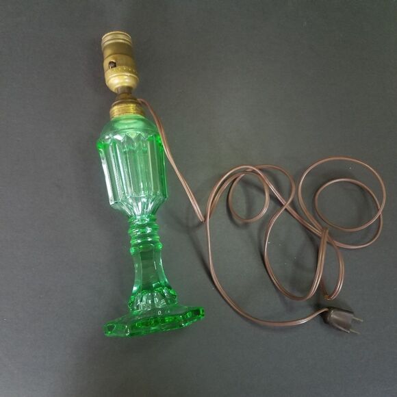 Vintage Westmoreland? Green Pressed Depression Glass Converted Whale Oil Lamp - Picture 4 of 10